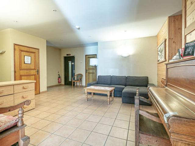 Charmant 4 pièces en centre village, proche pistes - 8 pers, Wifi, parking, balcon, animaux acceptés FR-1-437-48 - La Clusaz