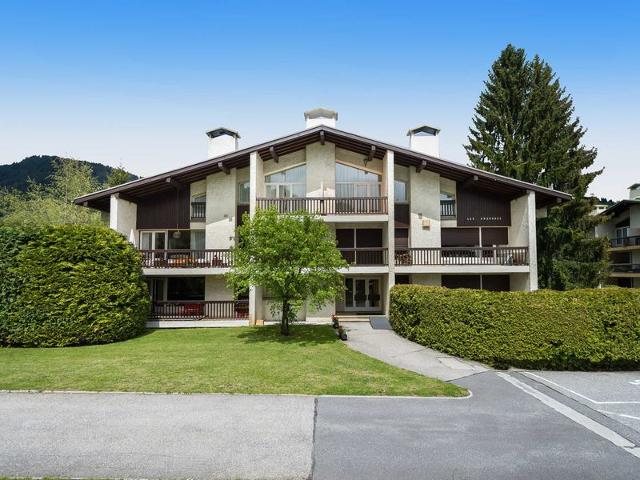 Appartement 4 chambres avec balcon, cheminée, piscine et tennis, proche centre de Megève FR-1-453-4 - Megève