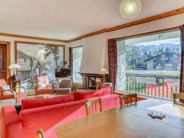 Appartement 4 chambres avec balcon, cheminée, piscine et tennis, proche centre de Megève FR-1-453-4 - Megève