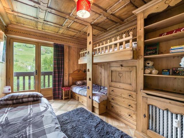 Appartement 4 chambres avec balcon, cheminée, piscine et tennis, proche centre de Megève FR-1-453-4 - Megève