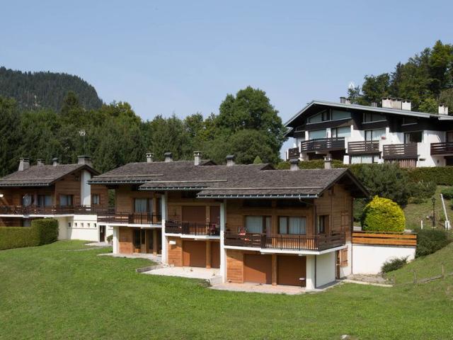 3 pièces, terrasse, parking à La Clusaz FR-1-437-59 - La Clusaz