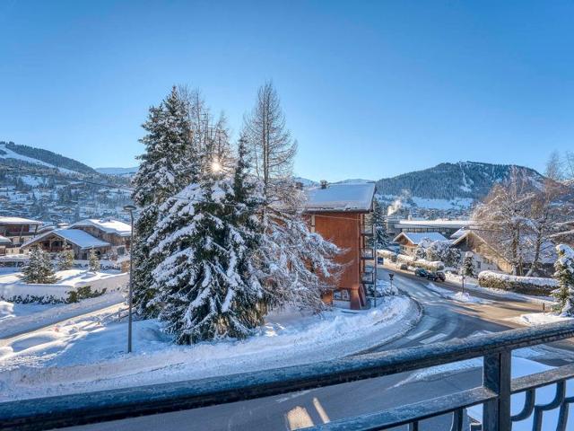 Charmant 2 pièces à Megève, proche du centre et des télécabines, avec balcon et parking FR-1-453-120 - Megève