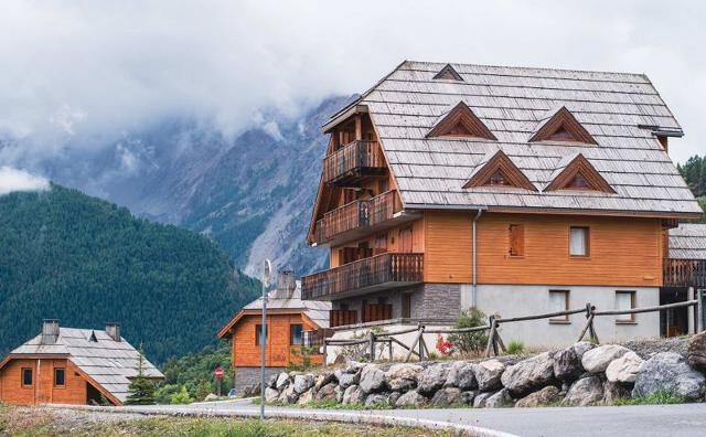 LES CHALETS DE PRAROUSTAN - Praloup