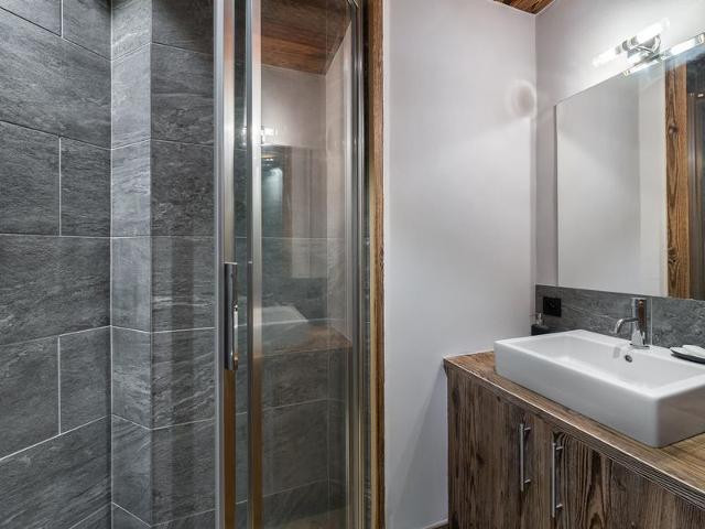 Appartement rénové 5 chambres avec balcon, cheminée et Wifi à 400m du centre de Megève FR-1-453-170 - Megève