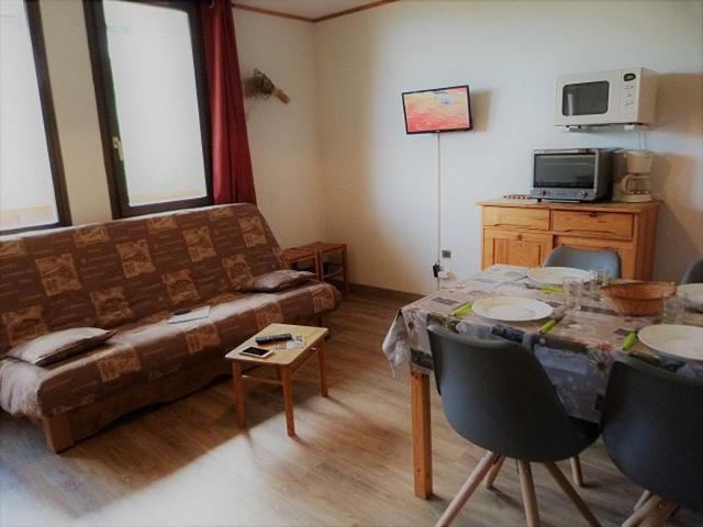 Studio cabine 4 pers aux Menuires, ski aux pieds, balcon, parking gratuit, commerces à proximité FR- - Les Menuires Bruyères