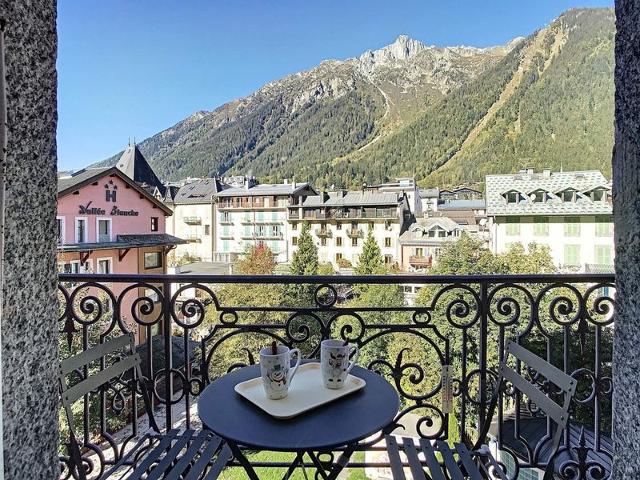 Chamonix : Bel Appart 8 pers, 80m², 3 ch, Centre, Résid. sécurisée, Parking, Wifi FR-1-507-25 - Chamonix Centre