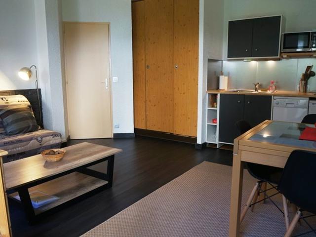 Appartement cosy au centre de Chamonix avec jardin, 2 pièces, bien équipé, accepte animaux FR-1-507- - Chamonix Centre