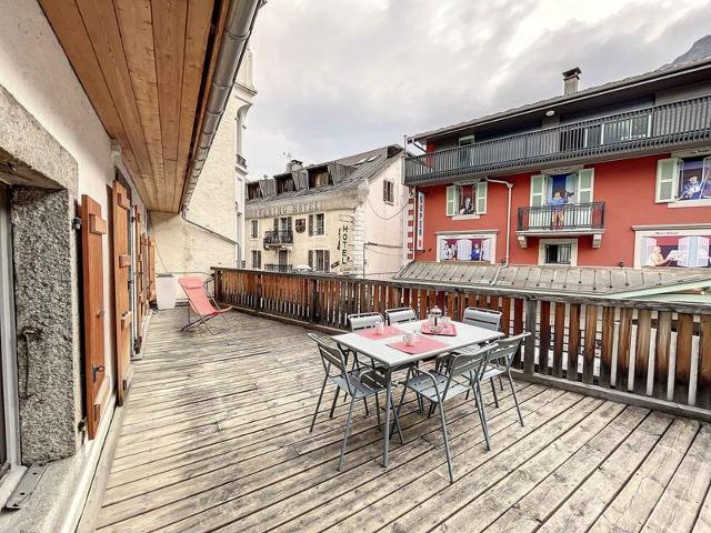 Chamonix centre: Appartement 2 chambres, terrasse, 4-6 pers, proche commerces FR-1-507-16 - Chamonix Centre