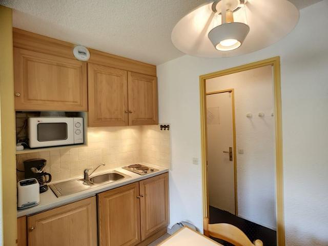 2 pièces près des pistes - 4 pers - 26m² - 1 chambre - PARKING FR-1-178-330 - Les Menuires Reberty 1850