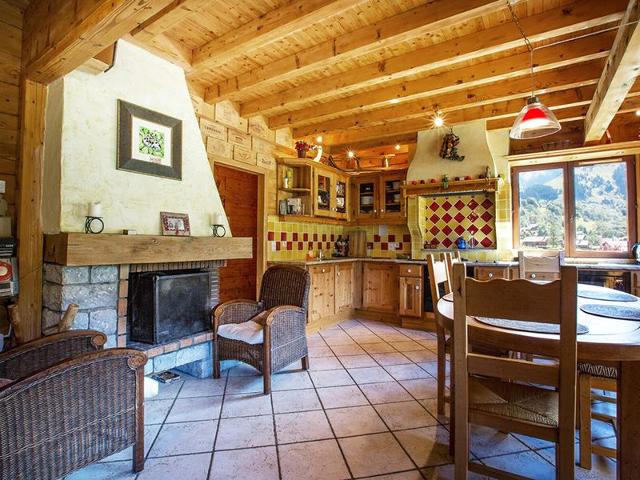 Chalet 10 pers à La Clusaz - 5 ch - Calme - Cheminée - Animaux admis - Parking FR-1-437-73 - La Clusaz