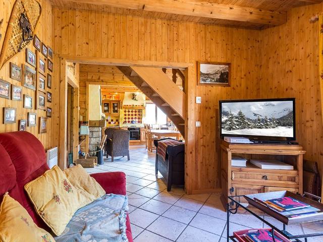 Chalet 10 pers à La Clusaz - 5 ch - Calme - Cheminée - Animaux admis - Parking FR-1-437-73 - La Clusaz