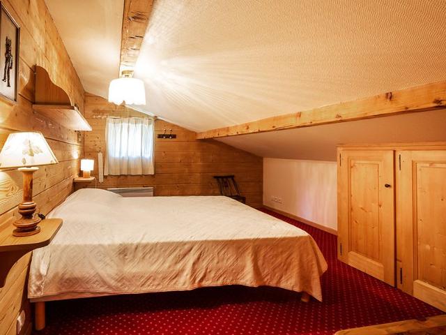 Chalet 10 pers à La Clusaz - 5 ch - Calme - Cheminée - Animaux admis - Parking FR-1-437-73 - La Clusaz