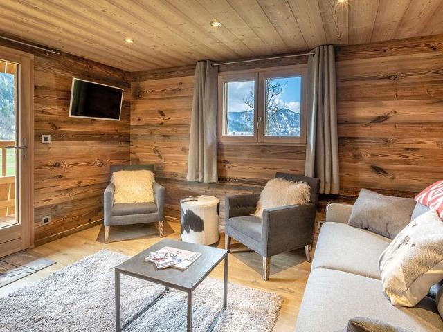 Chalet Chaleureux - 1 Ch - 4 Pers - Terrasse - Parking FR-1-437-75 - La Clusaz