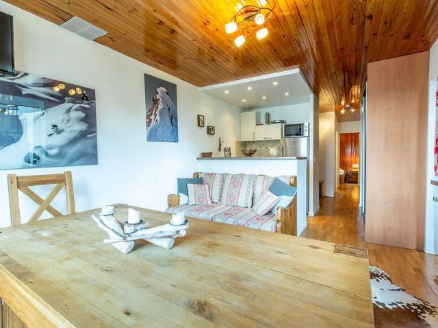 Appartement de charme centre ville, 6-7 pers, proche pistes et commerces, WiFi FR-1-519-13 - Val d’Isère Centre