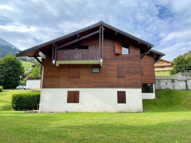 Duplex simple avec parking à La Clusaz FR-1-459-33 - La Clusaz