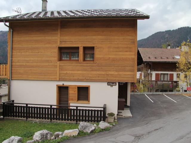 Charmant 3 pièces savoyard avec balcon, cheminée, proche commerces et remontées mécaniques FR-1-459- - La Clusaz