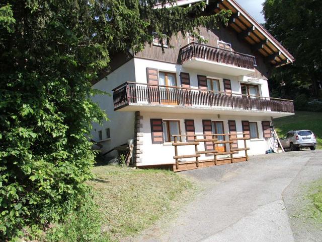 Appartement 2 chambres près des pistes avec terrasse et garage à La Clusaz FR-1-459-51 - La Clusaz