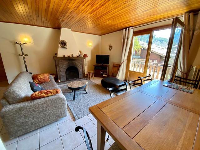 Appartement de 3 pièces avec balcon, cheminée et Wifi à La Clusaz FR-1-459-99 - La Clusaz