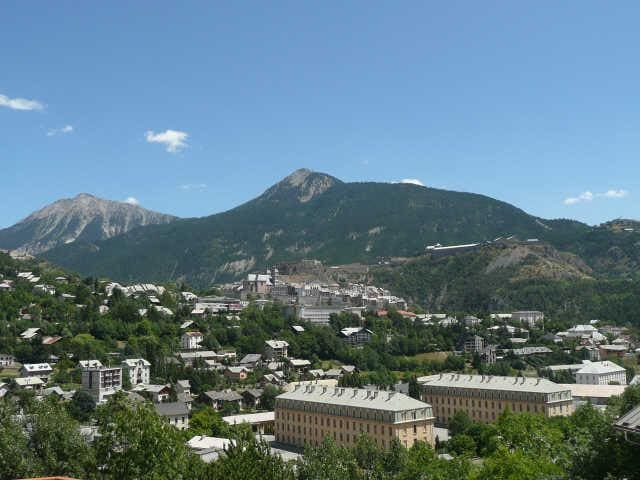 Appartements Balcon De Briancon B 37550 - Serre Chevalier 1200 - Briançon