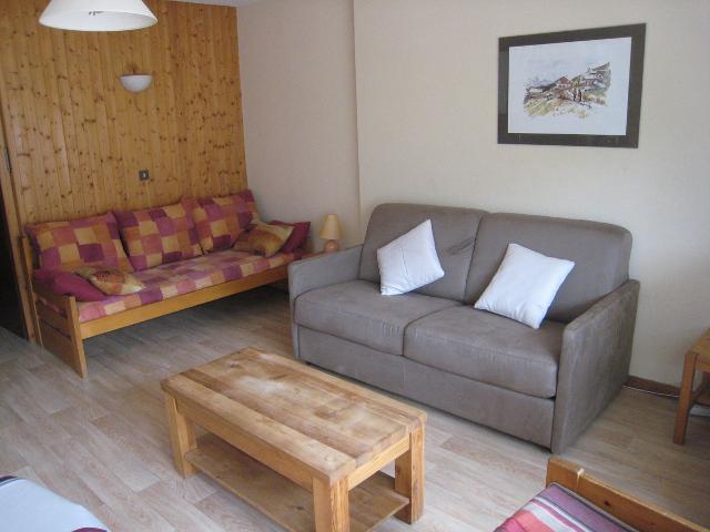 Studio cabine au centre, balcon sud, parking, proche pistes et commerces FR-1-459-89 - La Clusaz