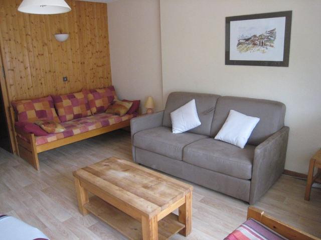 Studio cabine au centre, balcon sud, parking, proche pistes et commerces FR-1-459-89 - La Clusaz