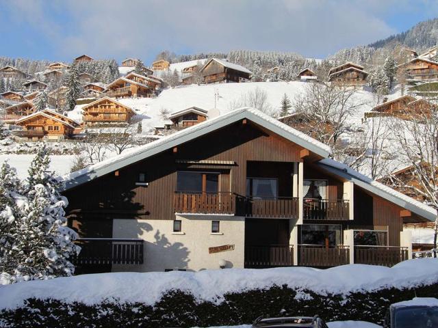 Studio moderne avec balcon et garage, proche piste verte et centre, La Clusaz FR-1-459-118 - La Clusaz