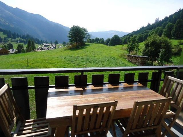 Duplex à La Clusaz avec cheminée et balcon, 2 ch, parking FR-1-459-12 - La Clusaz