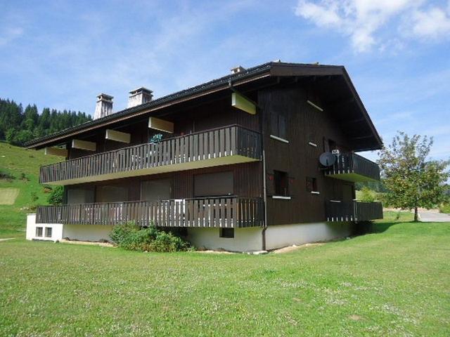 Duplex à La Clusaz avec cheminée et balcon, 2 ch, parking FR-1-459-12 - La Clusaz