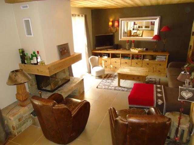 Ski au pied, duplex rénové 4 ch, terrasse, cheminée, tout confort FR-1-459-22 - La Clusaz