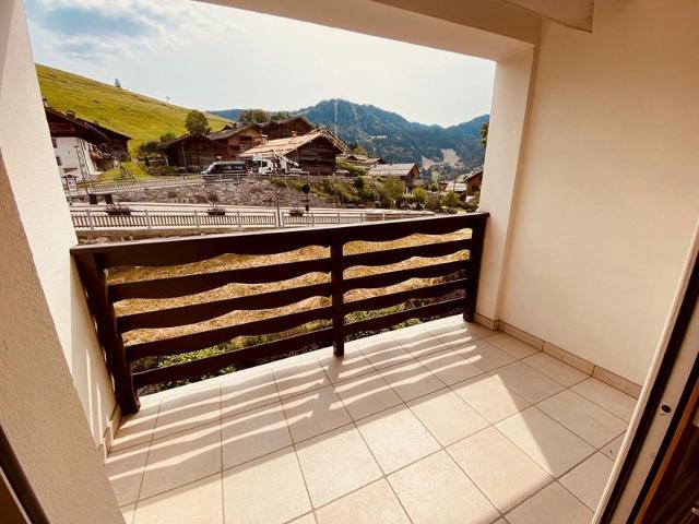 Appartement cosy 4/5 personnes, proche pistes de ski, balcon sud, parking inclus - La Clusaz FR-1-459-68 - La Clusaz