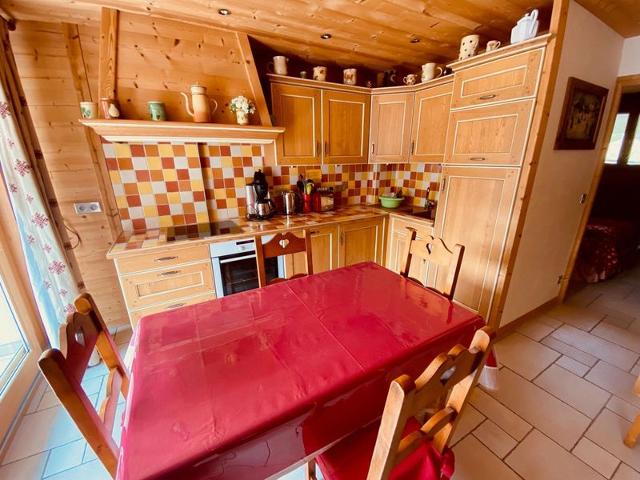 Appartement cosy 4/5 personnes, proche pistes de ski, balcon sud, parking inclus - La Clusaz FR-1-459-68 - La Clusaz