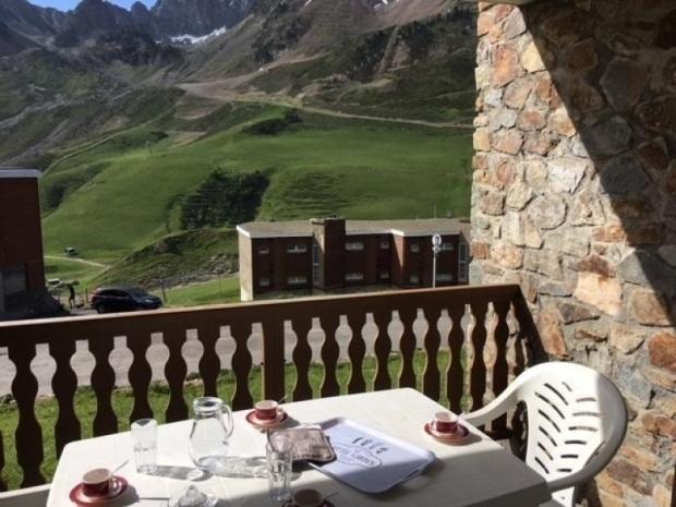 PIC DU MIDI - STUDIO CABINE 4 PERSONNES AVEC PARKING COUVERT - La Mongie