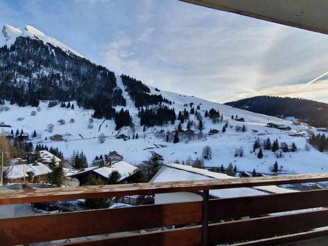 Charmant 2 pièces ski au pied avec balcon et garage à La Clusaz, proche des pistes et du ski-bus FR-1-459-169 - La Clusaz