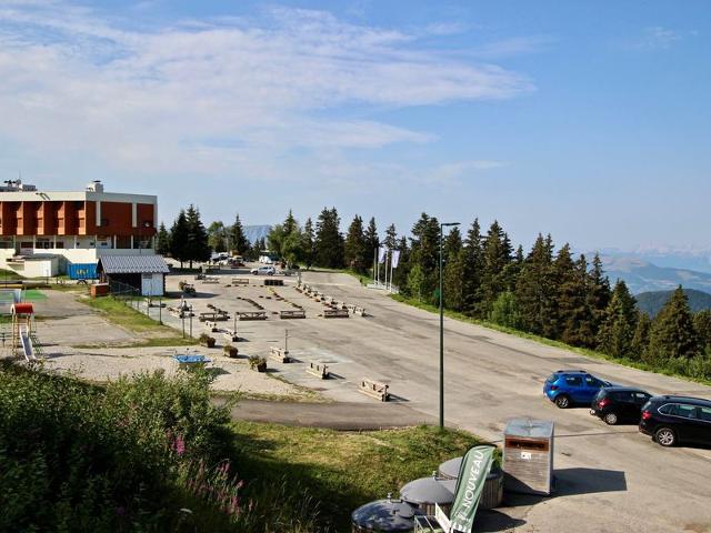 Studio lumineux avec loggia, proche des pistes et commerces à Chamrousse FR-1-549-35 - Chamrousse