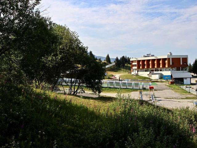 Studio lumineux avec loggia, proche des pistes et commerces à Chamrousse FR-1-549-35 - Chamrousse