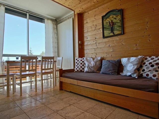 Studio cabine pour 4 personnes, 3* au pied des pistes à Chamrousse 1750 FR-1-549-22 - Chamrousse