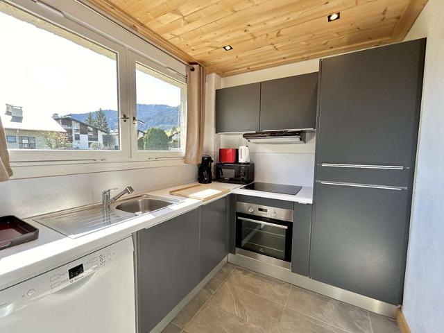 Appartement cosy 2 pièces avec balcon, proche centre et télécabine, piscine et tennis en été FR-1-59 - Megève