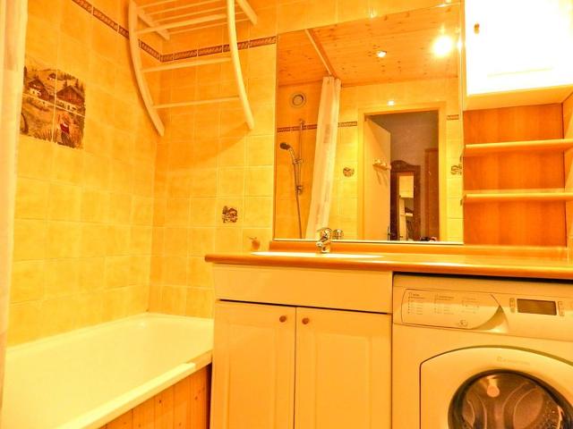 Bel appart rénové 32m², 4 pers, au pied des pistes, centre station, balcon, wifi, animaux OK FR-1-574-36 - Les Menuires Croisette