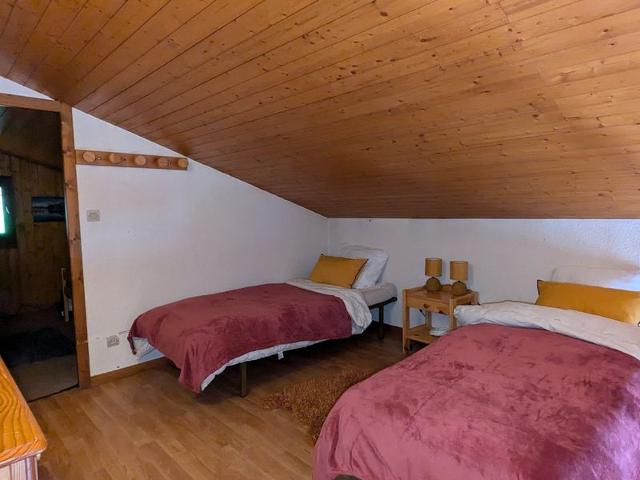 Duplex 4 pièces avec garage et balcon, centre village de La Clusaz, proche commodités et pistes ski FR-1-459-174 - La Clusaz