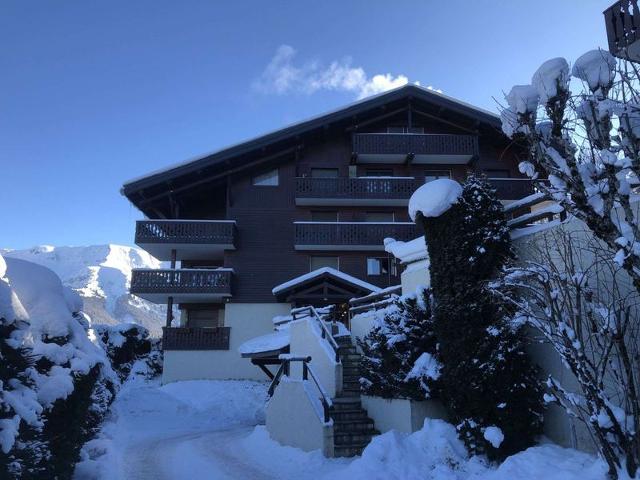 Appartement 3 pièces+cabine à Megève, près des pistes, terrasse, parking, 6 couchages FR-1-597-1 - Megève