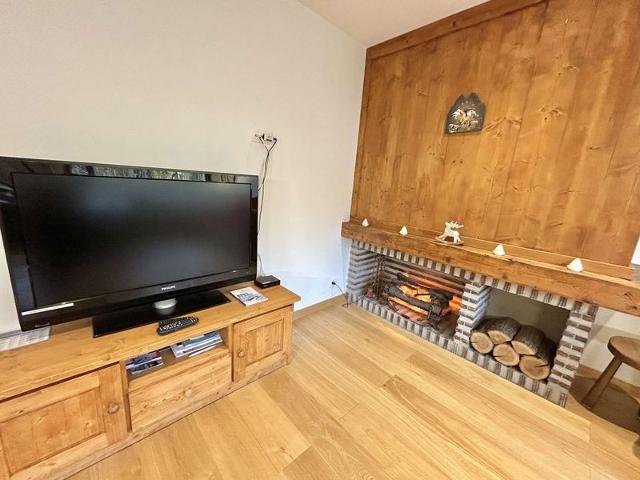 Studios + Cabine à Megève, 4 Couchages, 500m des Remontées, Balcon Sud, Parking Inclus FR-1-597-34 - Megève