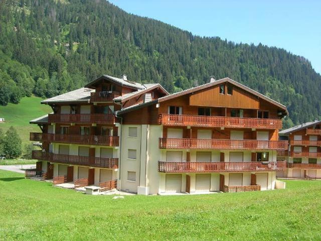 Appartement moderne avec terrasse et parking, près des pistes, pour 6 personnes FR-1-198-217 - Châtel