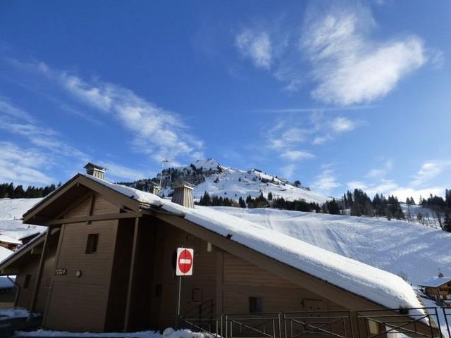 Charmant T2 + coin montagne, idéal familles, proche pistes et commerces - Garage, balcon, 6 pers. FR-1-458-142 - Le Grand Bornand