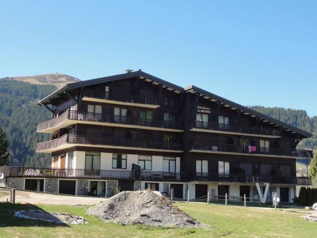 Appartement cosy aux pieds des pistes avec piscine et tennis, proche du centre des Gets FR-1-623-193 - Les Gets