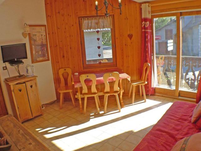 Charmant T2 avec mezzanine au cœur de Samoëns dans la résidence Les Campannes FR-1-629-68 - Samoëns