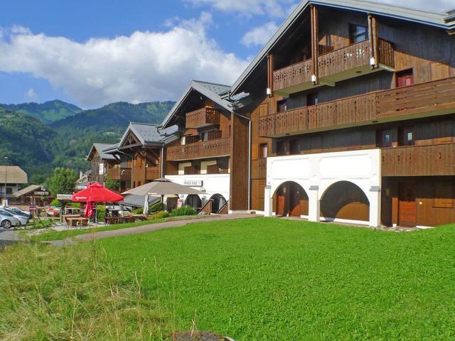 Studio cabine avec balcon et parking, à 2 pas des télécabines de Morillon FR-1-629-74 - Morillon Village