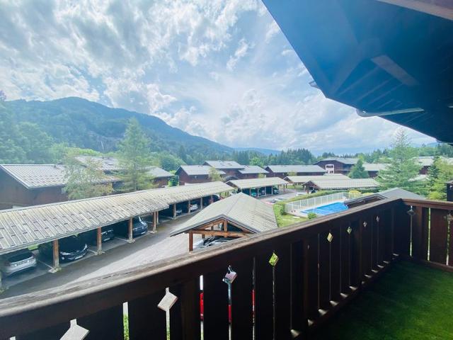 Duplex avec piscines et parking proche centre Samoëns FR-1-624-12 - Samoëns