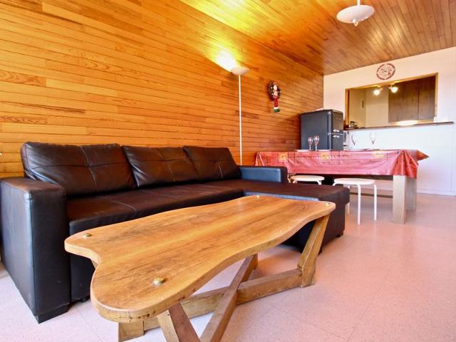 Bel appartement au pied des pistes avec balcon, équipements complets et animaux admis FR-1-549-70 - Chamrousse