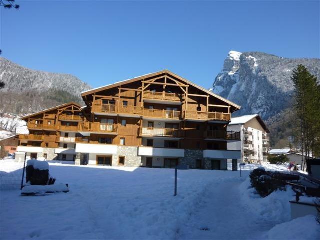 Appartement de Standing en Centre-Ville, Calme et Confort à Samoëns FR-1-624-31 - Samoëns