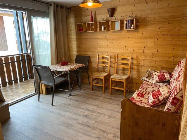 Studio cosy rénové au centre de La Clusaz, balcon, parking privé, proche commerces et pistes FR-1-459-84 - La Clusaz